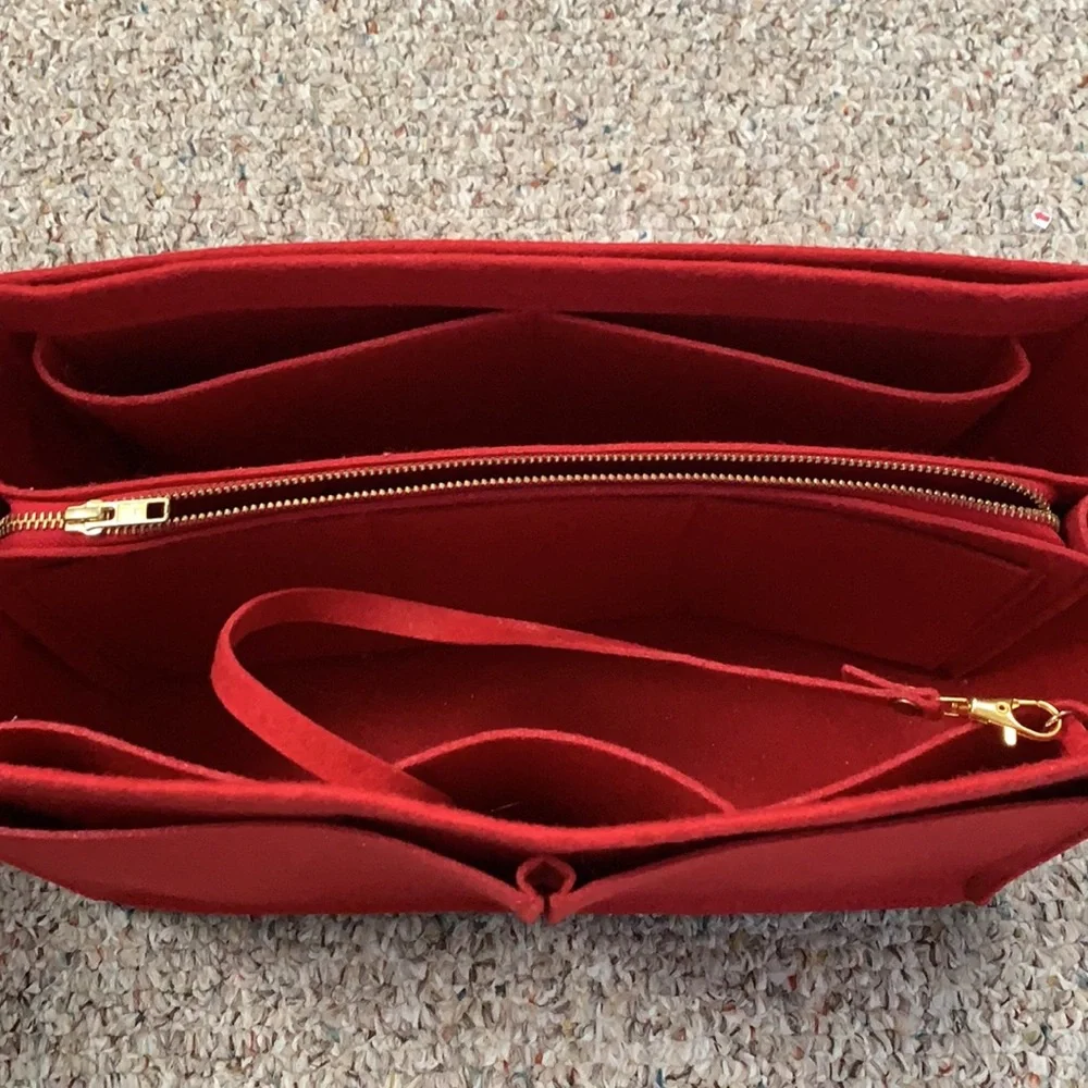 Michael Kors Large Jet Set Travel - Picture 7 of 9